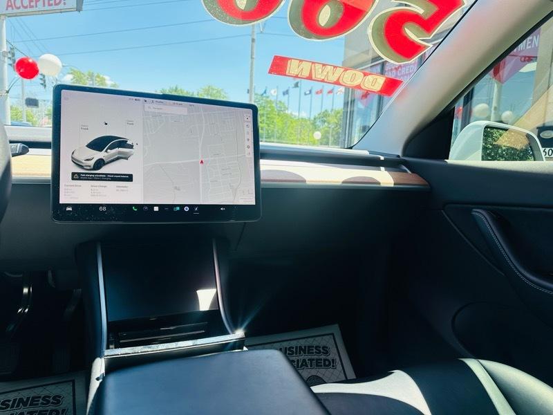 Tesla Model Y  2020