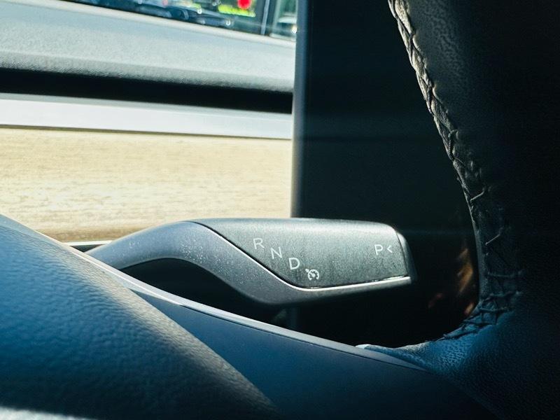 Tesla Model Y  2020
