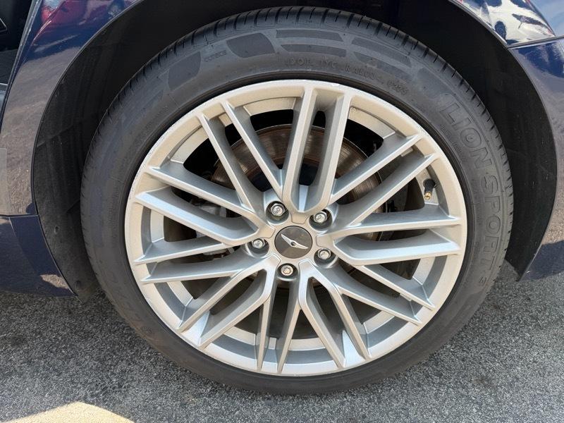 Genesis G70 2.0T 2021