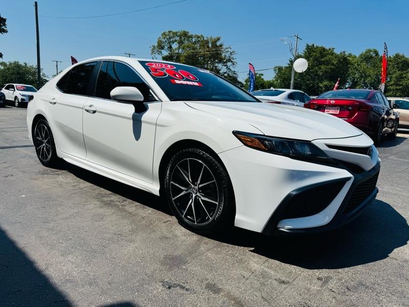 Toyota Camry  2024