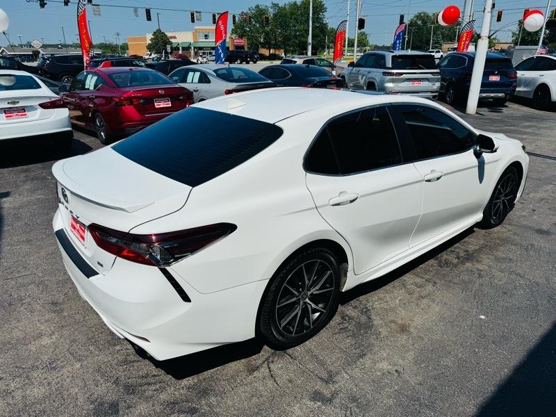 Toyota Camry  2024