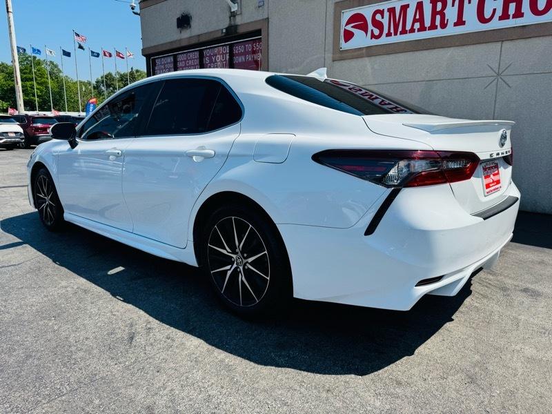 Toyota Camry  2024