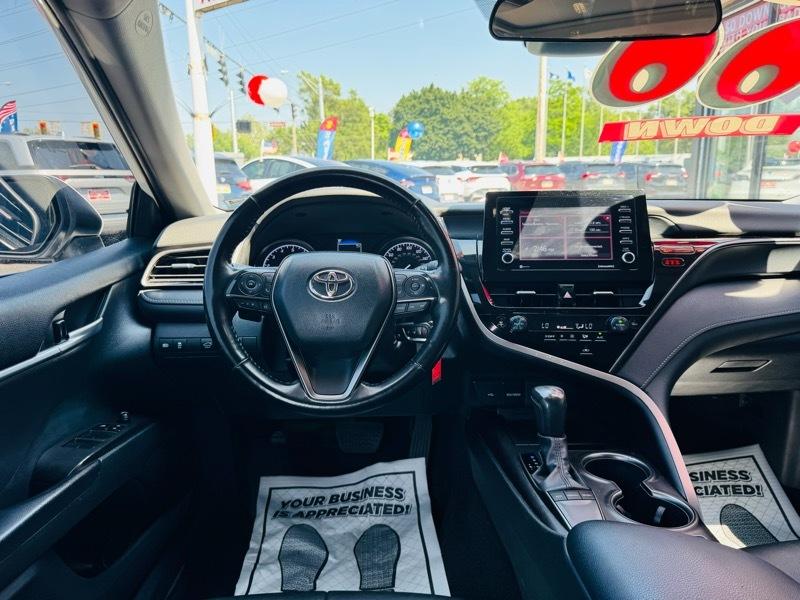 Toyota Camry  2024