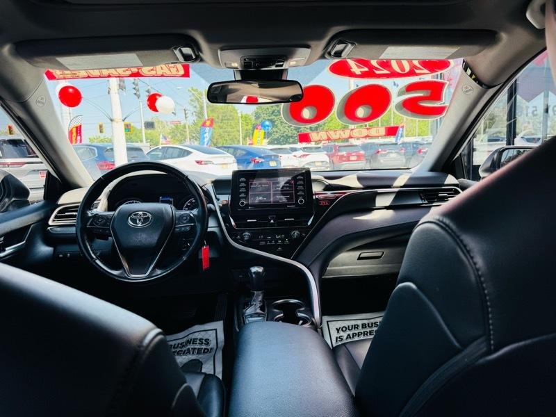 Toyota Camry  2024