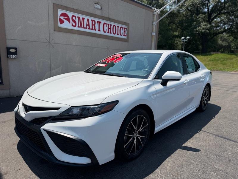 Toyota Camry  2024