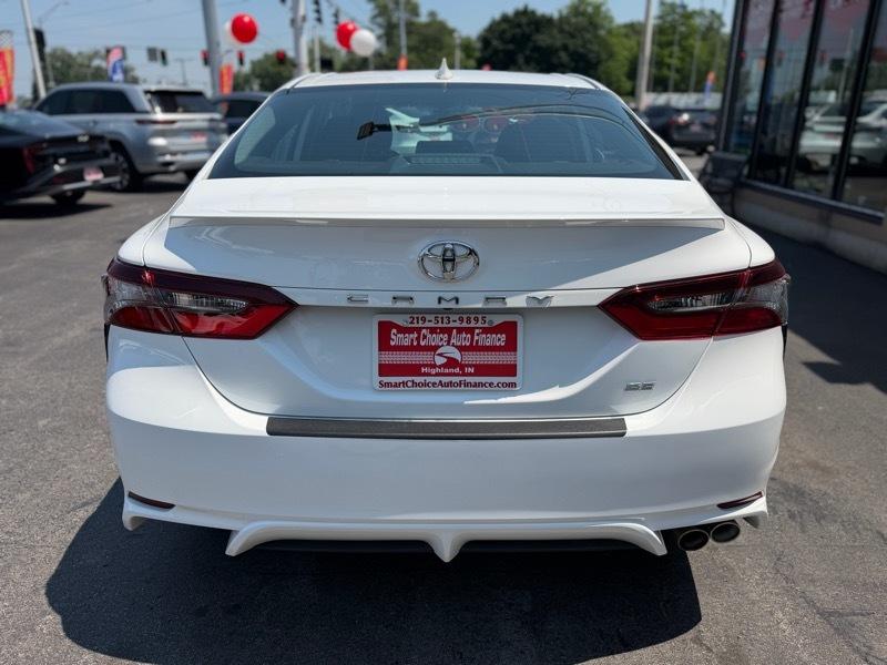 Toyota Camry  2024