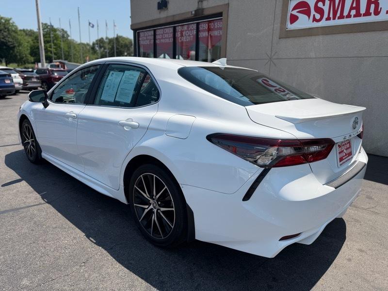 Toyota Camry  2024