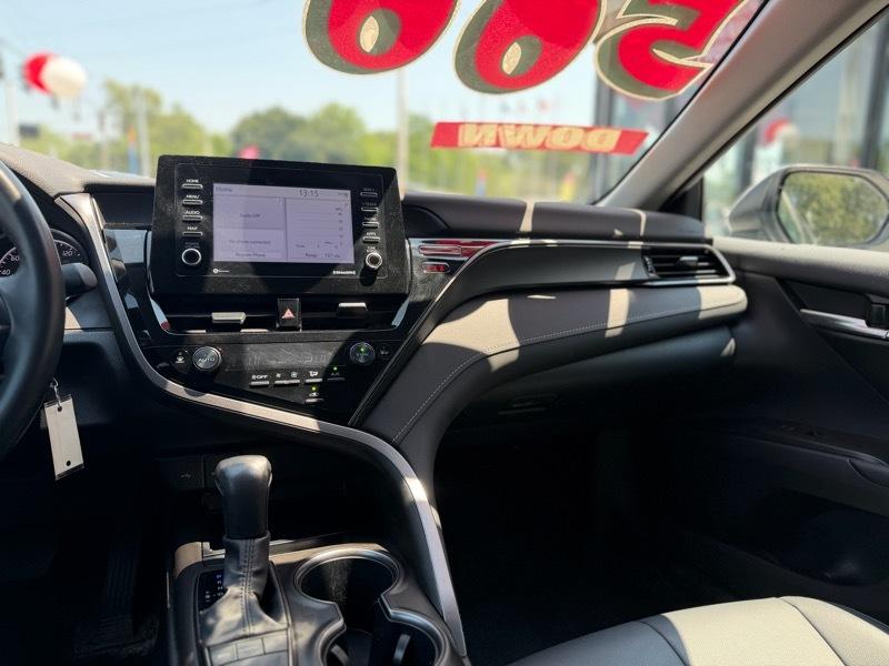 Toyota Camry  2024