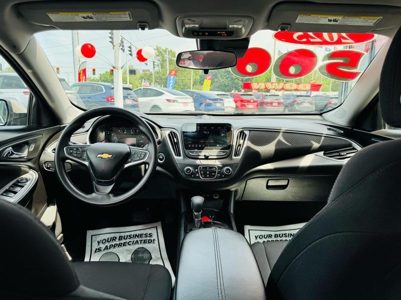 Chevrolet Malibu  2025