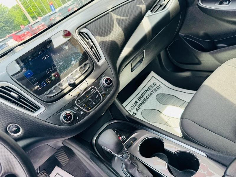 Chevrolet Malibu  2025