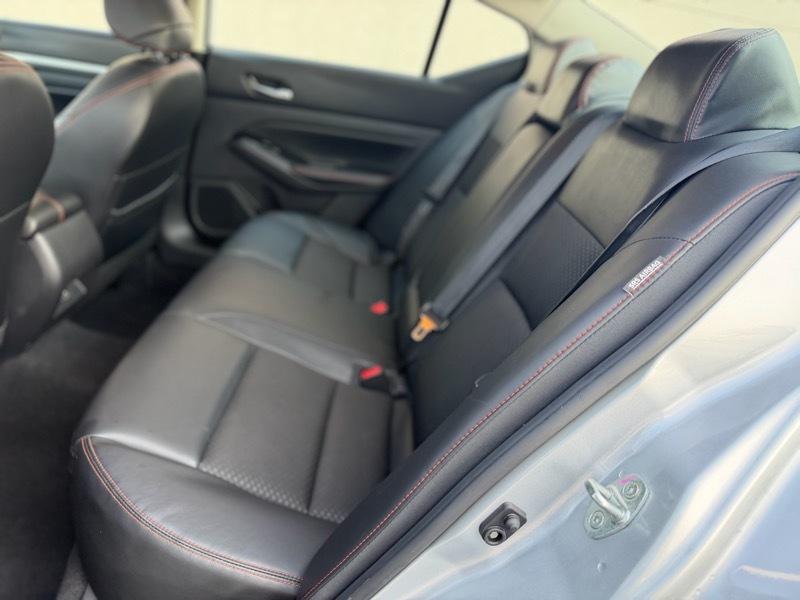 Nissan Altima  2024
