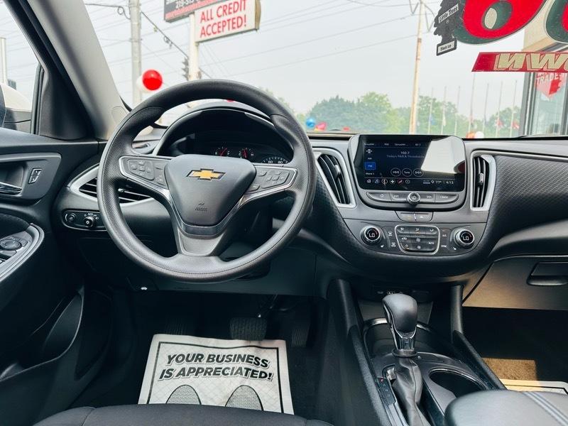 Chevrolet Malibu  2023