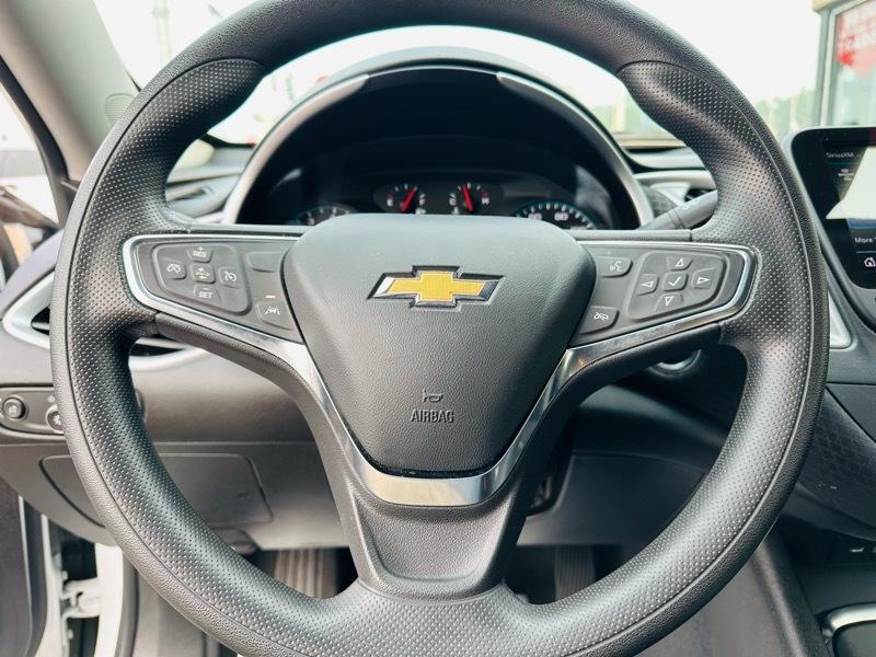 Chevrolet Malibu  2023