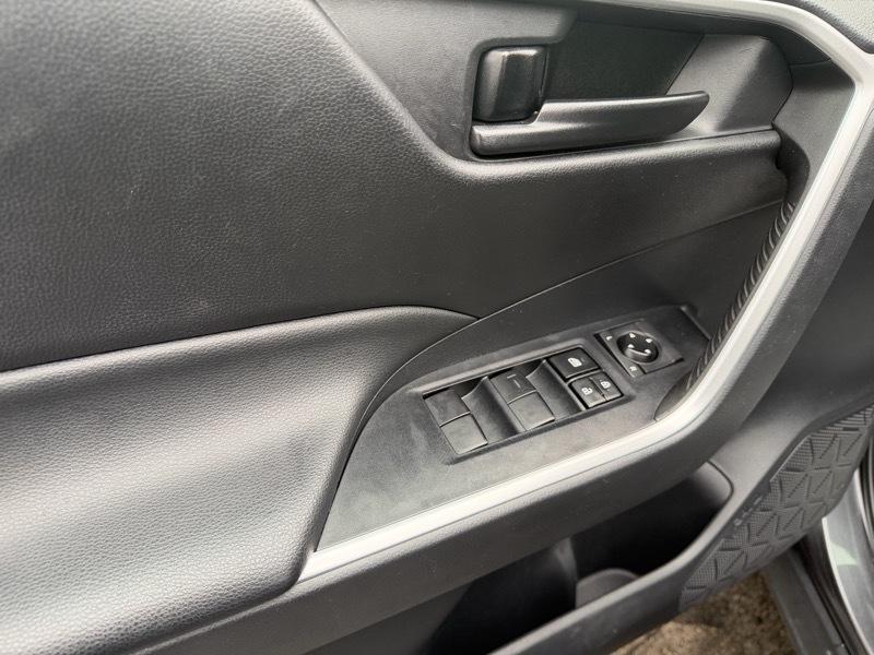 Toyota RAV4 Hybrid LE 2022