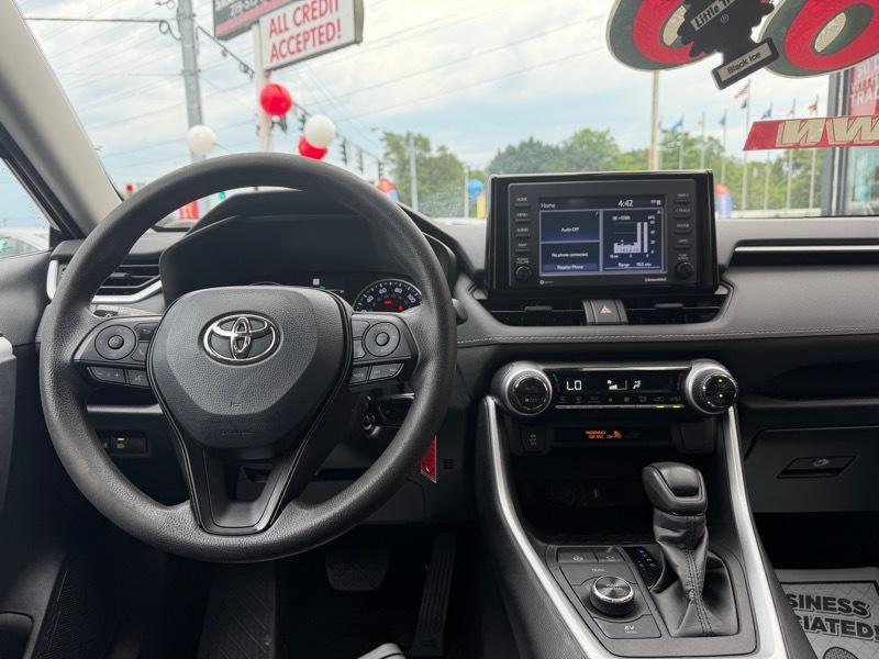 Toyota RAV4 Hybrid LE 2022