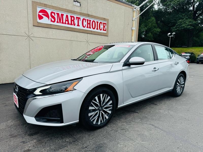 2024 Nissan Altima 2.5 SV AWD