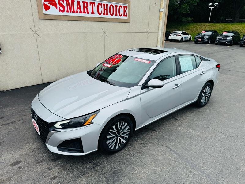 Nissan Altima 2.5 SV AWD 2024