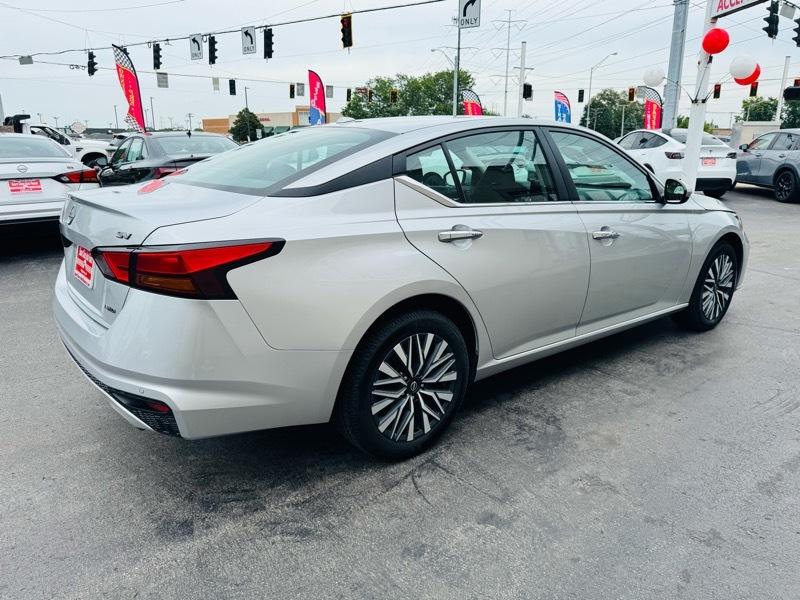 Nissan Altima 2.5 SV AWD 2024