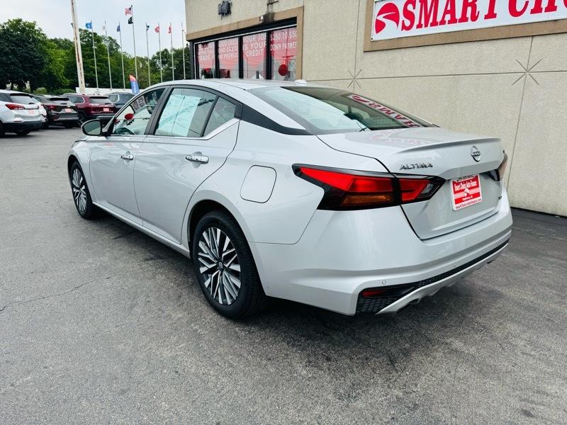 Nissan Altima 2.5 SV AWD 2024
