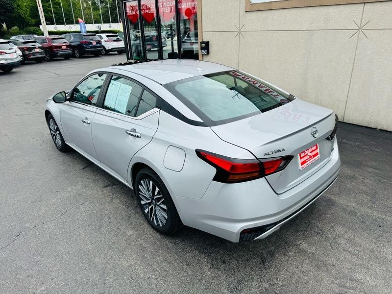 Nissan Altima 2.5 SV AWD 2024