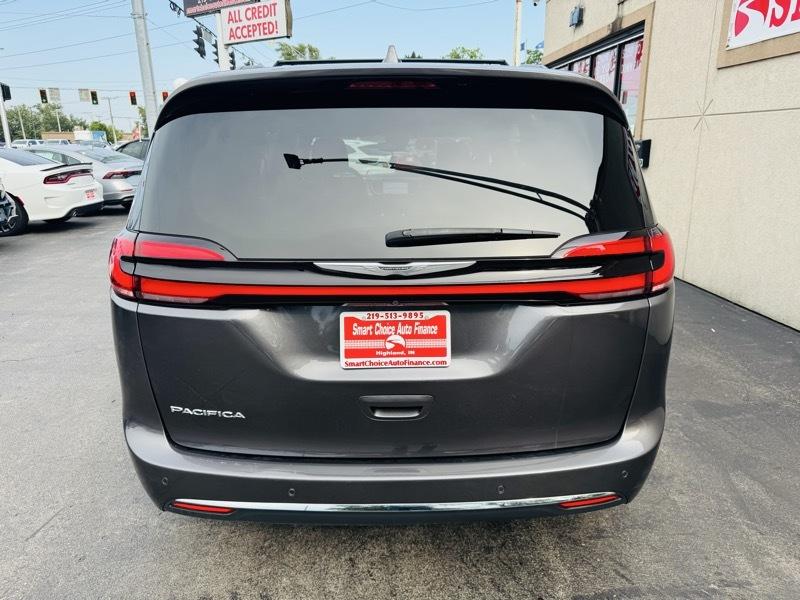 Chrysler Pacifica  2022