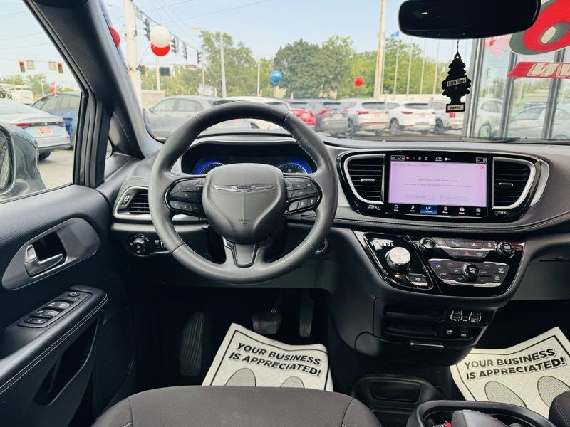 Chrysler Pacifica  2022