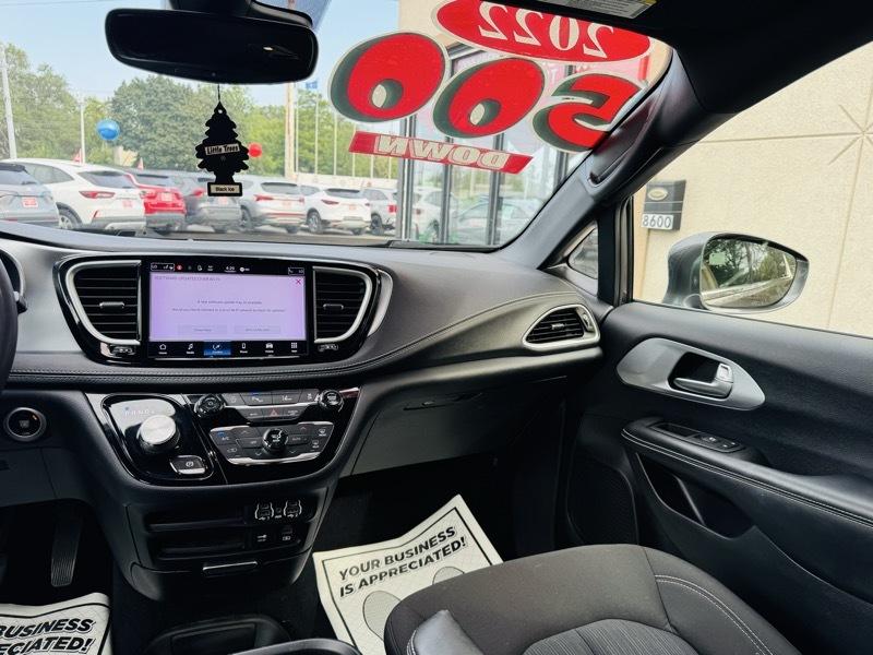 Chrysler Pacifica  2022