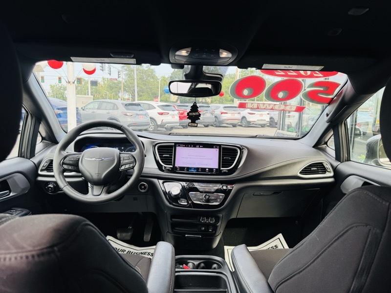 Chrysler Pacifica  2022