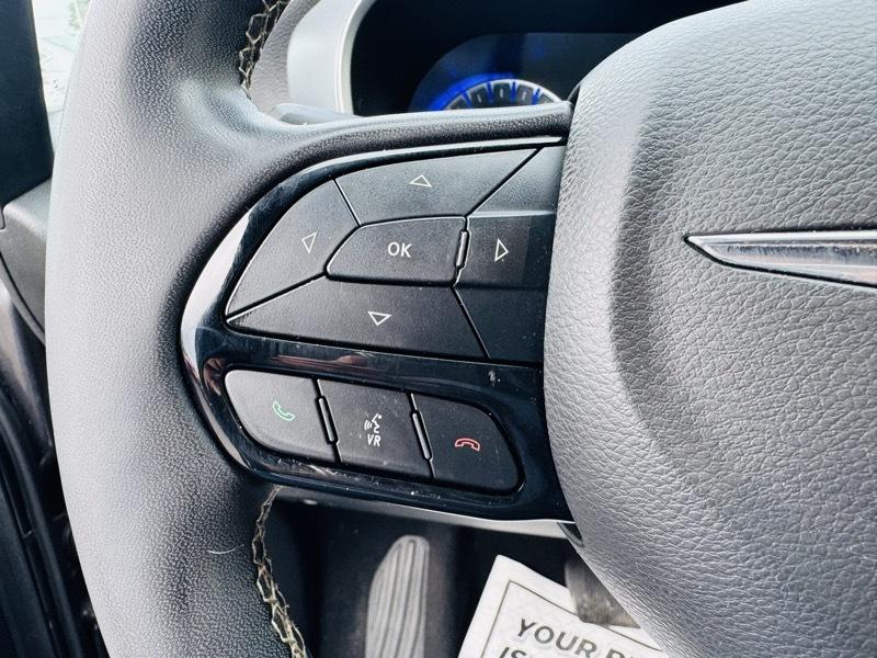 Chrysler Pacifica  2022