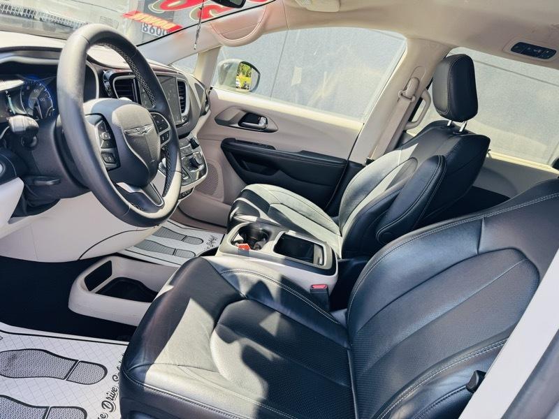 Chrysler Pacifica  2022