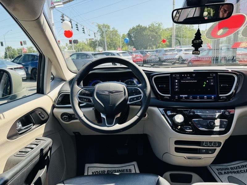 Chrysler Pacifica  2022