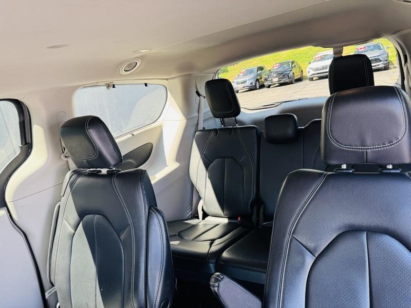 Chrysler Pacifica  2022