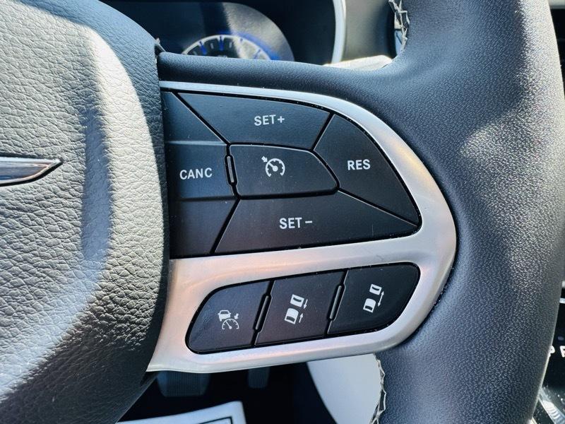Chrysler Pacifica  2022