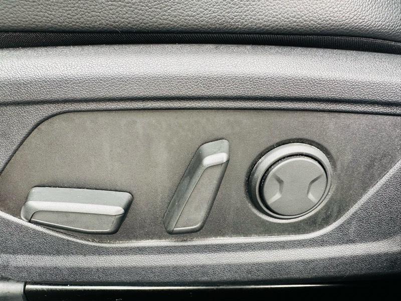 Hyundai Elantra  2024