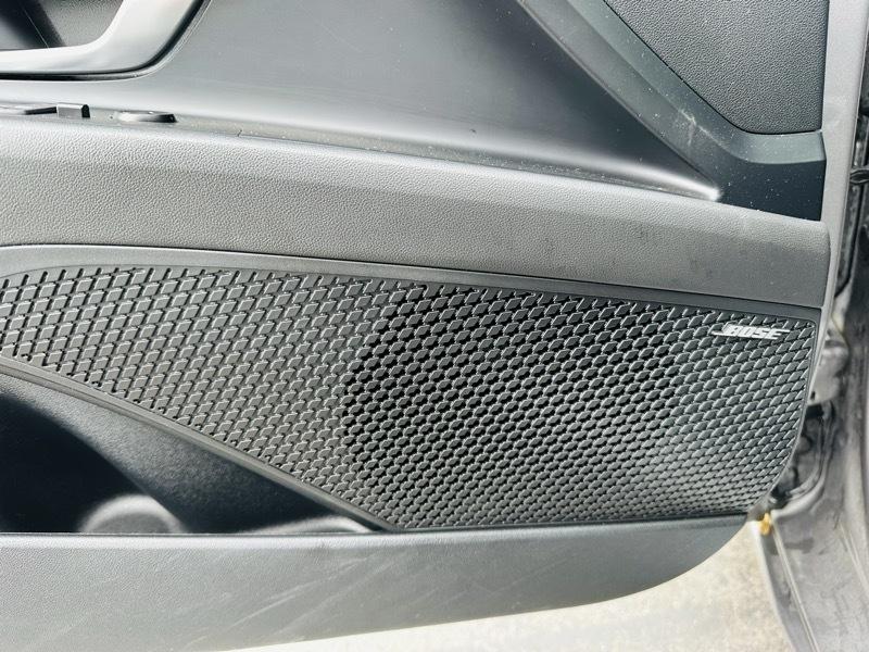 Hyundai Elantra  2024