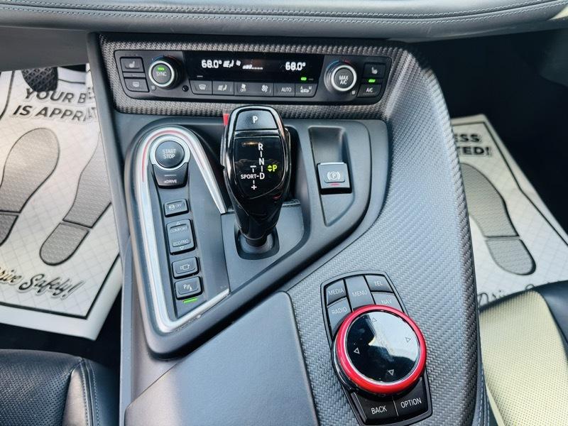 BMW i8 Base 2017
