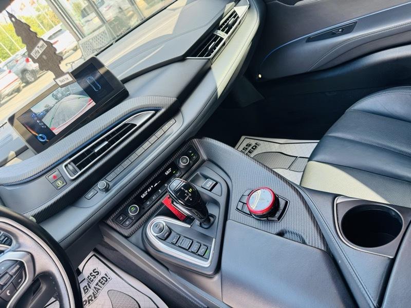 BMW i8 Base 2017