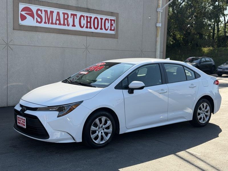 Toyota Corolla LE 2025