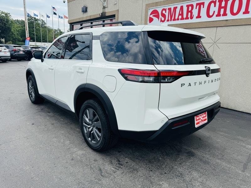 Nissan Pathfinder  2024