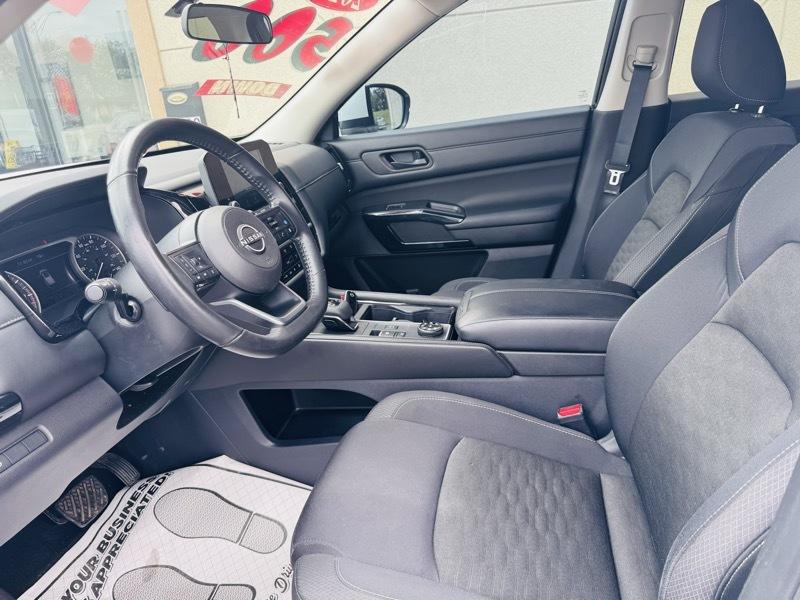 Nissan Pathfinder  2024