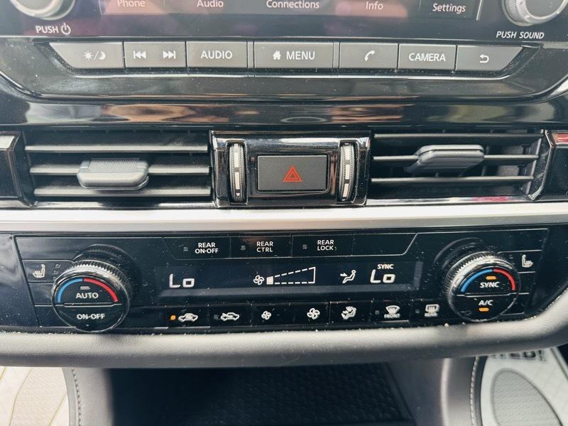 Nissan Pathfinder  2024