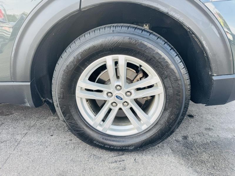 Ford Explorer  2023