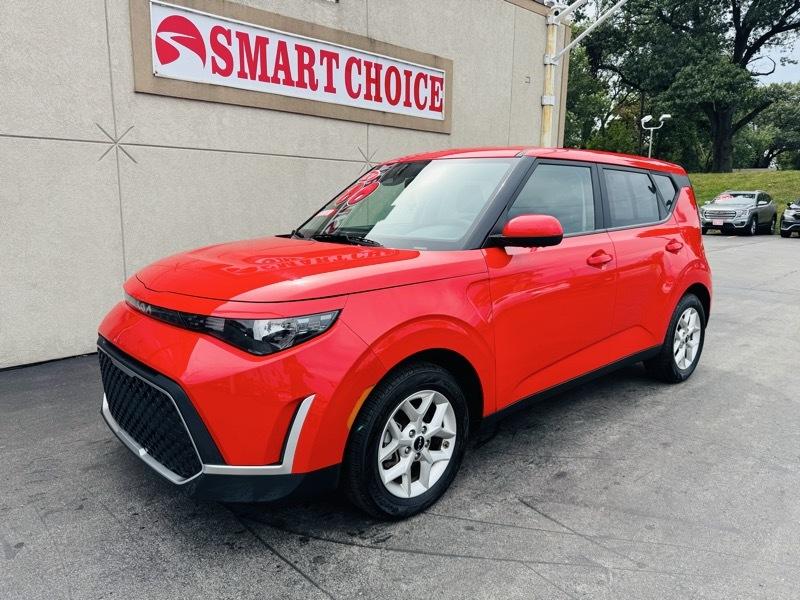 2024 Kia Soul LX, S
