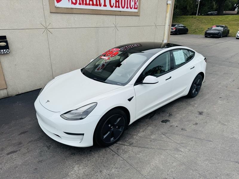 Tesla Model 3  2022