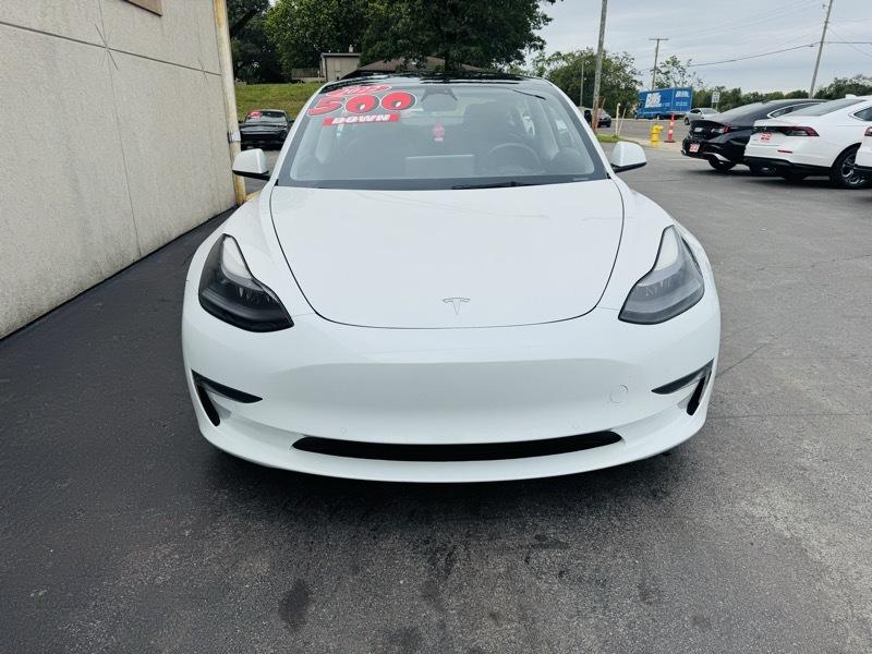 Tesla Model 3  2022