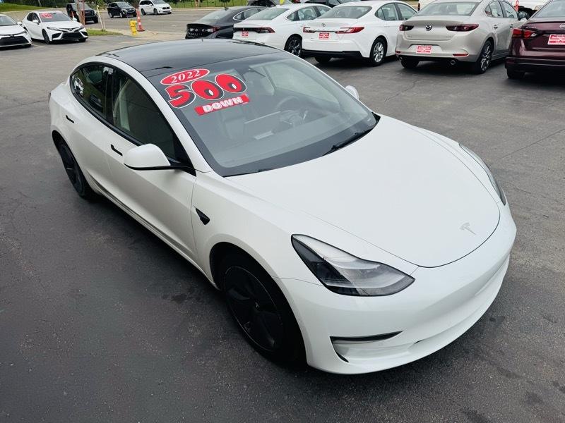 Tesla Model 3  2022