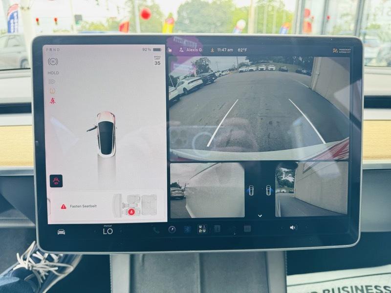 Tesla Model 3  2022