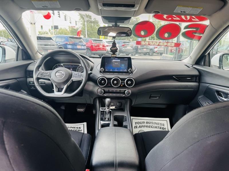 Nissan Sentra  2023