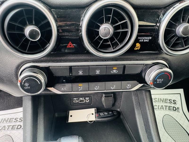 Nissan Sentra  2023