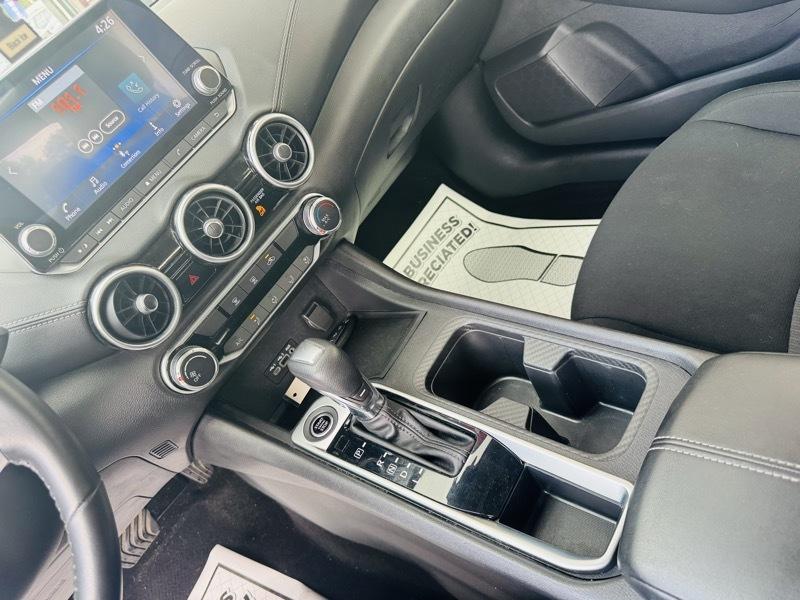 Nissan Sentra  2023